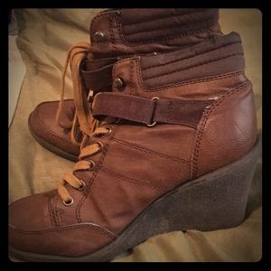 Brown wedges, like new, size 8